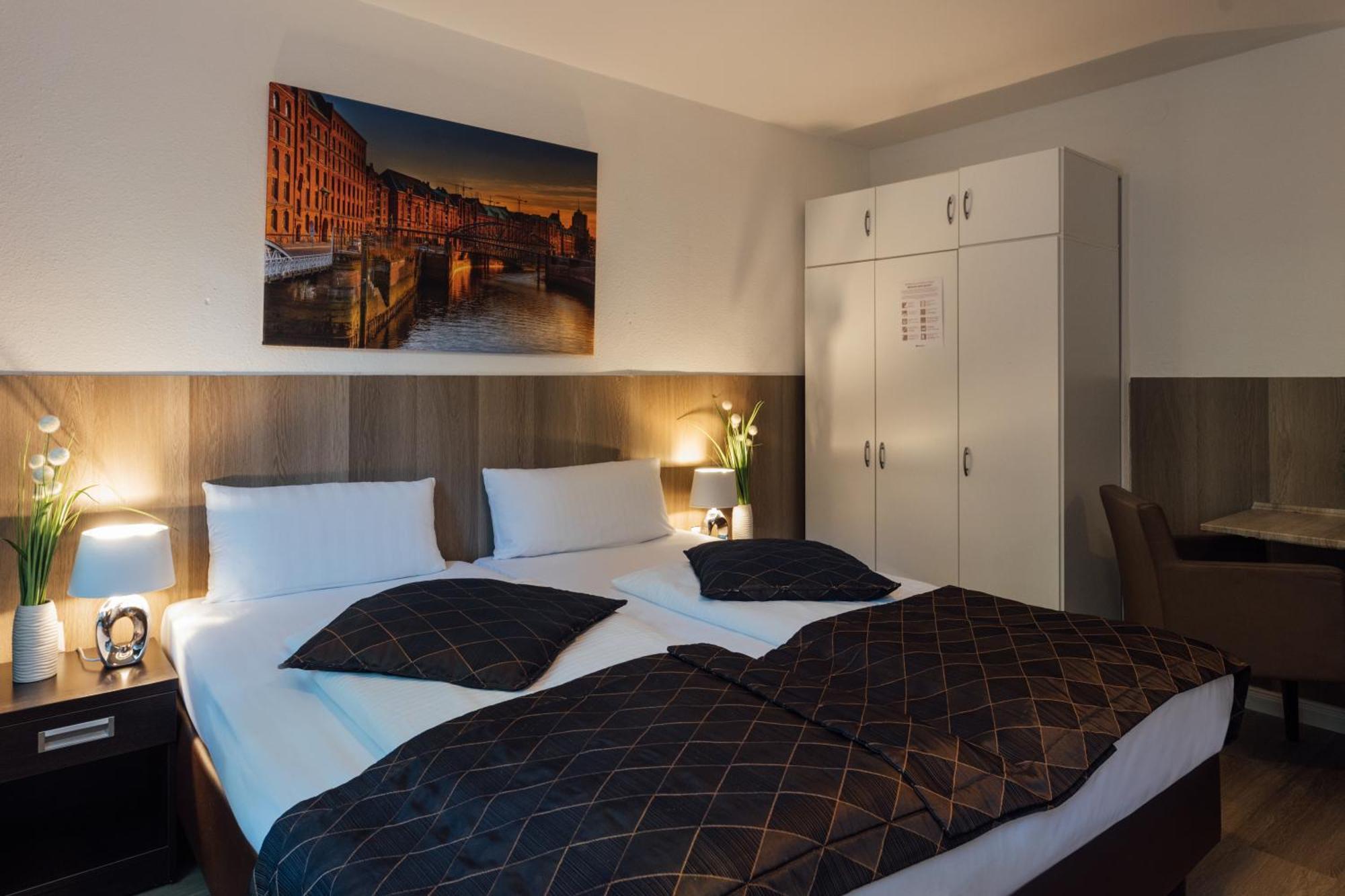 Hotel Hanseat Hamburg Hamburgo Exterior foto